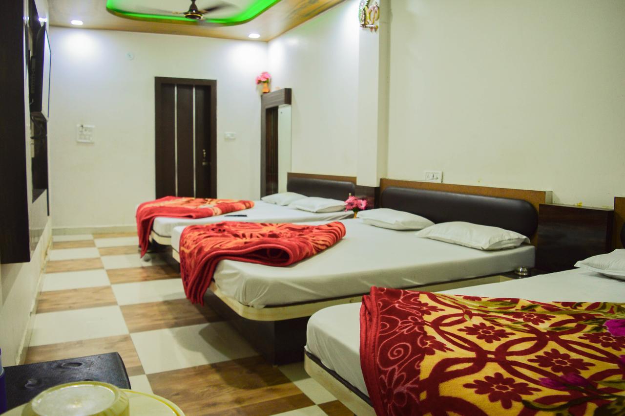 Hotel Shree Dwarkadhish Palace Ujjain Zewnętrze zdjęcie